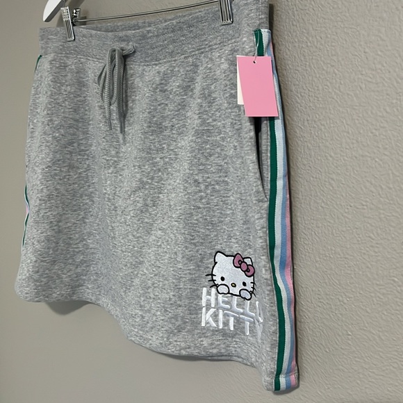 Hello Kitty Mini Graphic Skirt - Heather Gray - size XXL - NEW - Picture 5 of 13